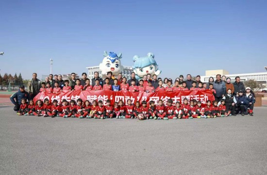 “e線先鋒 賦能‘四敢’”解碼冠軍基因網絡主題活動在泰州舉行