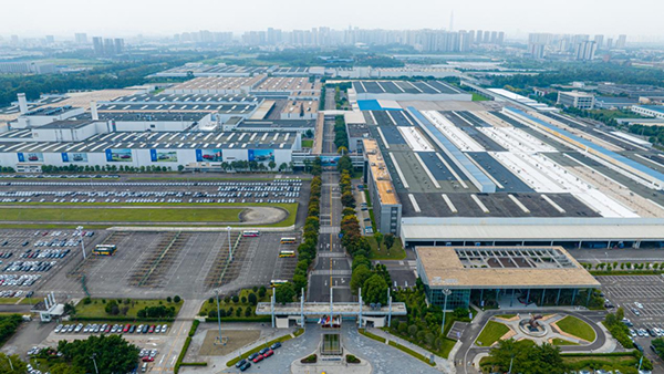 2025年前三季度 成都經開區汽車産量同比增長28.6% null