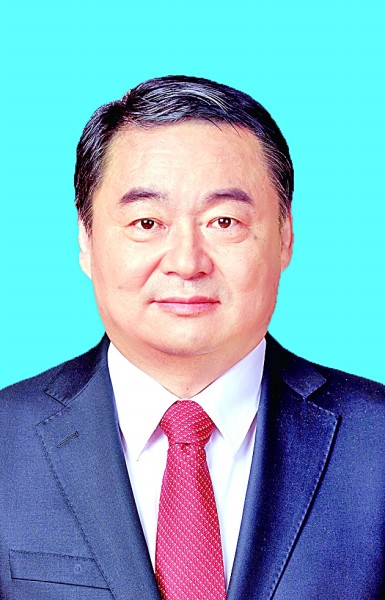 在建設現代化産業體系上勇於爭先——訪遼寧省委書記、省人大常委會主任郝鵬代表
