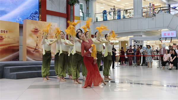 瀋陽市旗袍促消費活動暨皇姑區旗袍文化季啟動儀式圓滿舉辦_fororder_馬靜旗袍3