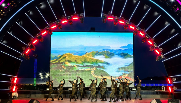 瀋陽市渾南區舉辦慶祝中國人民解放軍建軍98週年文藝匯演_fororder_馬靜渾南1