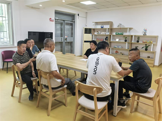 營口市人大：建強用好代表聯絡站 “小站點”擔起“大作為”_fororder_營口人大