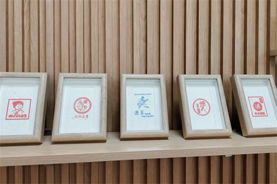 老舊社區變身“非遺樂園” 面塑、糖人讓鄰裡熟起來_fororder_馬靜社區6