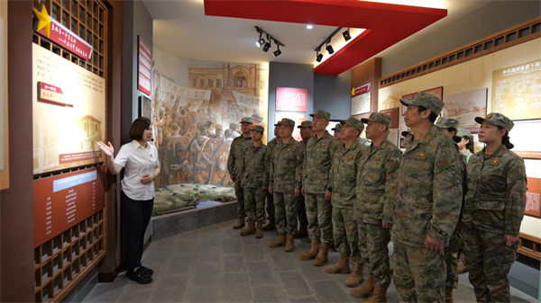 遼寧省錦州軍分區開展“七一”主題黨日活動 警示教育與紅色傳承雙管齊下_fororder_錦州軍區6