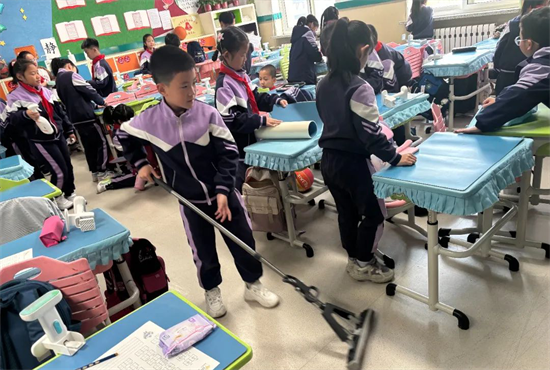 瀋陽杏壇小學開展勞動月活動 構建“校園—家庭”雙軌勞動育人體系_fororder_教育杏壇1