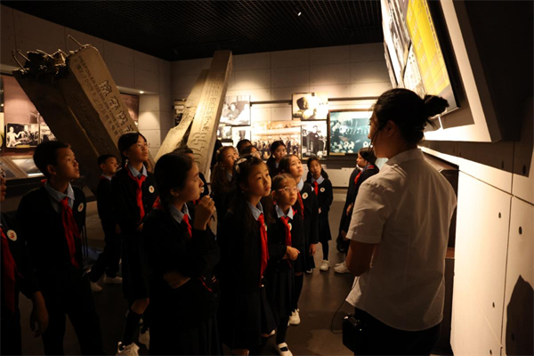 撫順戰犯管理所舊址陳列館恢復對外開放_fororder_圖片2