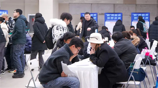 瀋陽市殘聯舉辦瀋陽市殘疾人就業洽談會暨殘疾大學生招聘會_fororder_黃非殘聯就業1