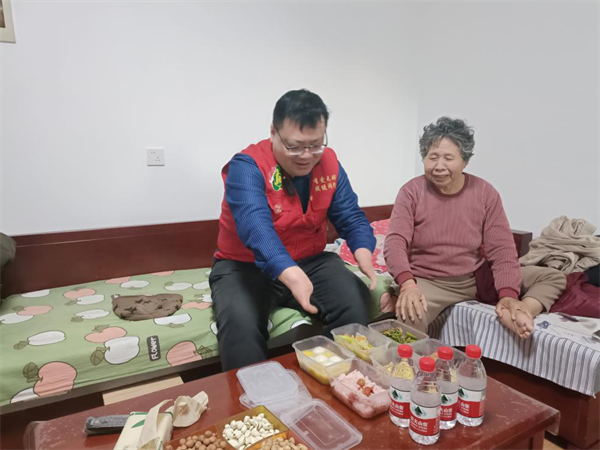 殘疾人工作專幹蔣毅超：以己身微光，照亮“對門兒”生活前路_fororder_黃非殘聯2