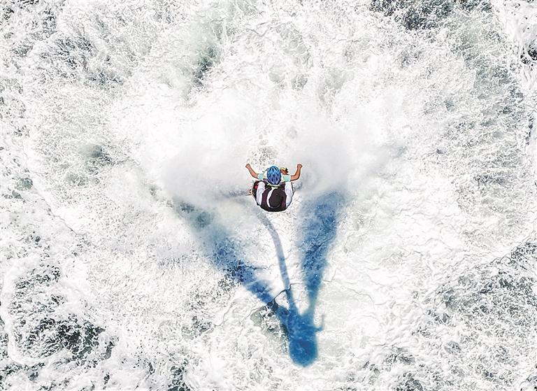 因海而韻 因海而涼 大連初秋風情惹人醉_fororder_bcf51ab9-3881-4fb0-9930-d7a84609b800