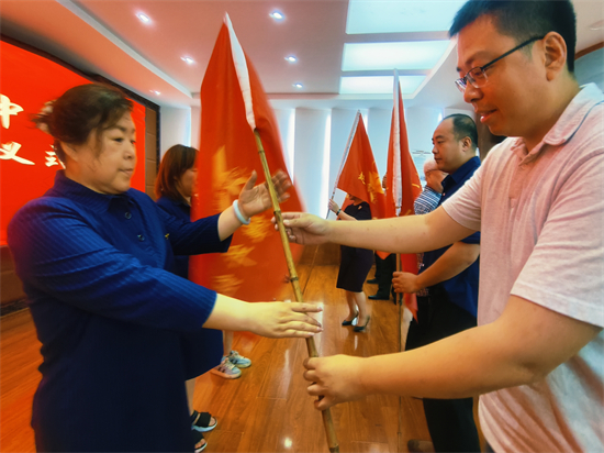 (待核實)瀋陽市盛京教育集團開展師生同上一堂思政課活動_fororder_f97dad77827d4c6e4c25d55f7e0797a
