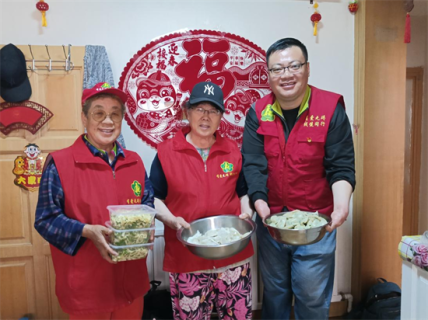 一家送一菜 暖胃更暖心 瀋陽市有愛無礙志願助殘服務隊大東區支隊開展暖心志願服務