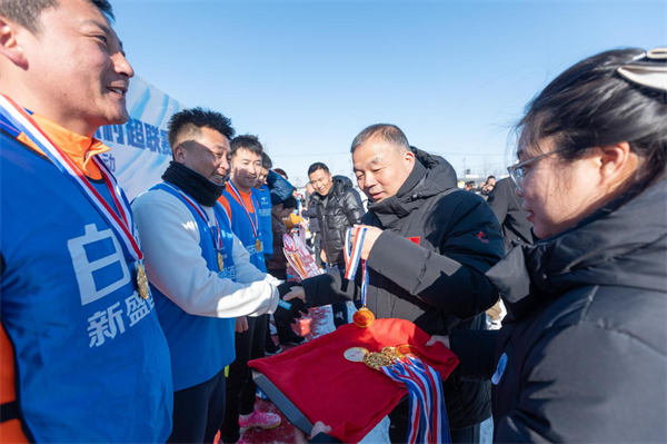 “幸福島·稻夢杯”瀋陽市第二屆雪地足球村超聯賽落幕