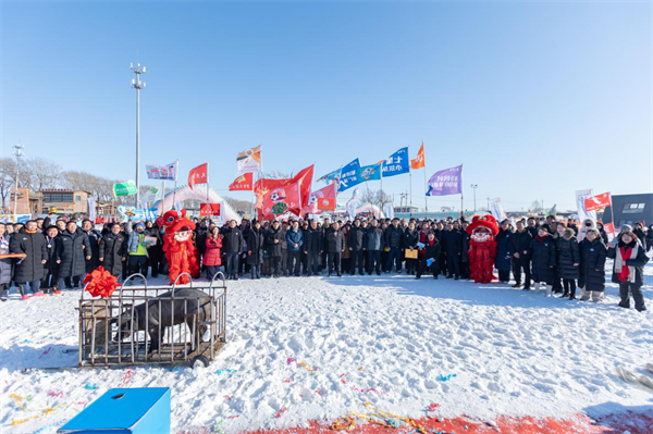 “幸福島·稻夢杯”瀋陽市第二屆雪地足球村超聯賽落幕