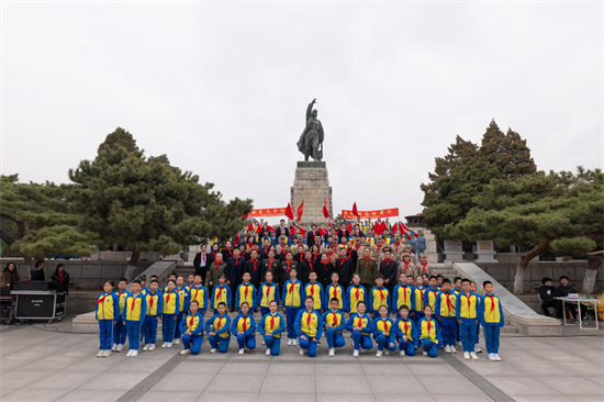 2025錦州軍地聯動開展共祭英烈祭掃活動_fororder_錦州軍區6