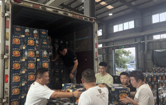 單日銷量同比提升4倍！首批盤錦河蟹上市，京東快遞即攬即發_fororder_圖片11