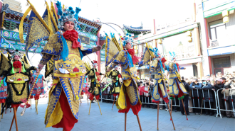 非遺秧歌醉春風 2026年朝陽市新春秧歌展演扭出活力和風采