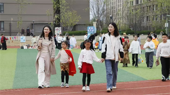 瀋陽勳望小學開發區教育集團創新兒童閱讀教育模式 打造沉浸式閱讀研學活動_fororder_圖片 1