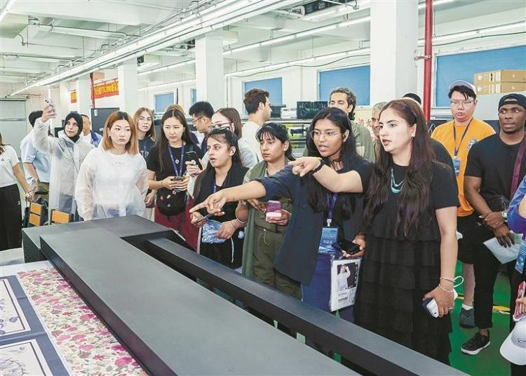 20國留學生遼寧“打卡”感受新時代脈動