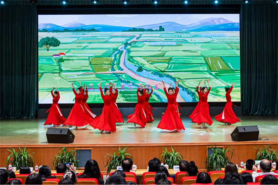 第七屆“儒易杯”中華文化國際翻譯大賽口譯總決賽在吉林外國語大學舉行_fororder_圖片11