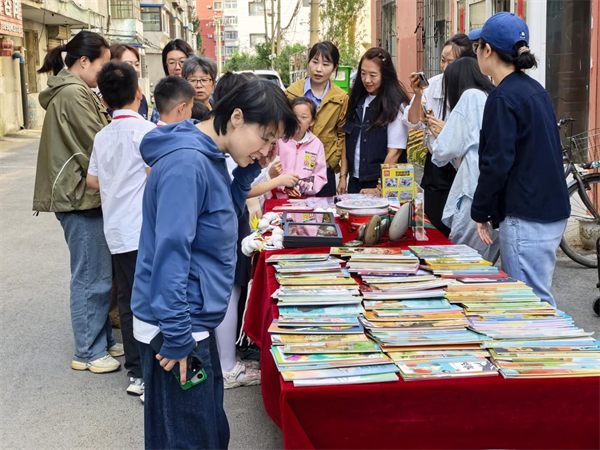 瀋陽皇姑區舉辦“書香潤童心 閱讀伴成長”文化讀書市集活動_fororder_馬靜讀書市集2