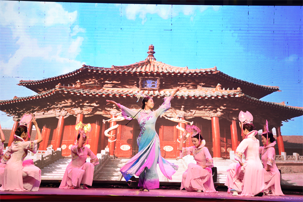 瀋陽市和平區渾河站西街道下河灣村第三屆葡萄採摘節舉行_fororder_下河灣葡萄4