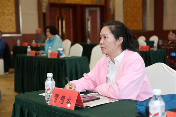 殘疾人專職幹事賀想容：不言敗的鏗鏘玫瑰_fororder_殘聯圖1