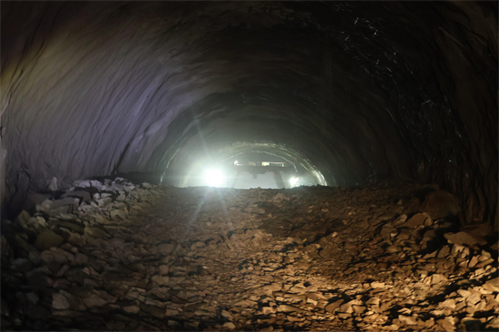 本桓高速建設重大進展!遼寧在建公路最長隧道實現同日雙貫通_fororder_中鐵本桓高速公路項目五工區2