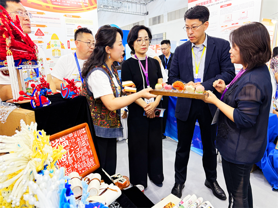 瀋陽市于洪區教育局攜創新成果亮相珠海教博會_fororder_教育于洪1