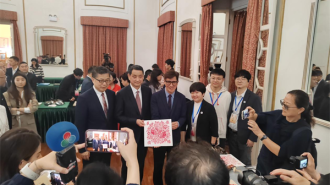 湖北美院攜荊風楚韻走進港澳 以藝術為媒架起鄂港澳“連心橋”