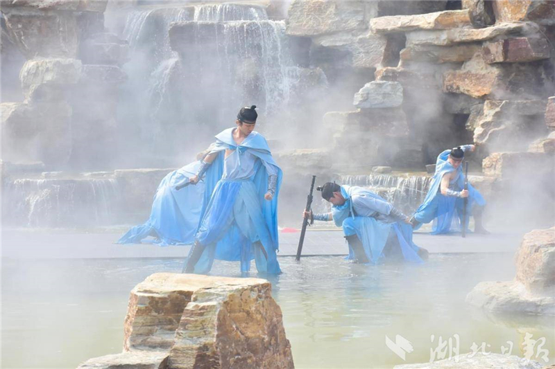 “中國最浪漫水上櫻花園”在武漢長江新區開園_fororder_92e5ec9f8f764d53807c6ea3653f4df7