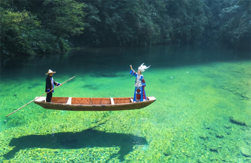 湖北恩施：以大旅遊對接大世界_fororder_LOCAL17529827776165CXUV7EH3Z