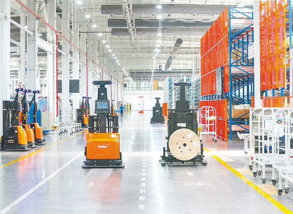 領航級智慧工廠數量全國第一 武漢率先佈局“AI 製造”全鏈條 領航級智慧工廠數量全國第一 武漢率先佈局“AI 製造”全鏈條_fororder_微信圖片_2025-11-06_094152_485