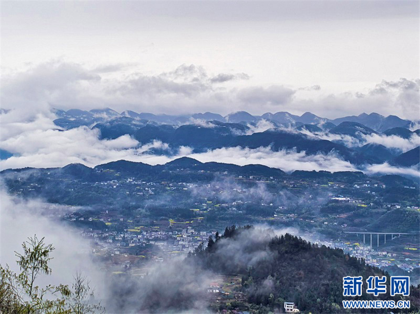 湖北建始：千年古縣“雲中居”_fororder_20250402ad82ab069c734694a5a8c22efc1e522f_202504026fac5ea6a96141e59a59f1594be8bd39