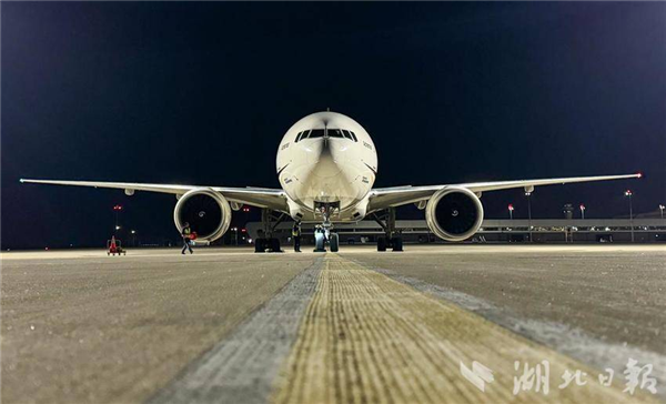 鄂州花湖國際機場新年6天連開5條國際貨運航線