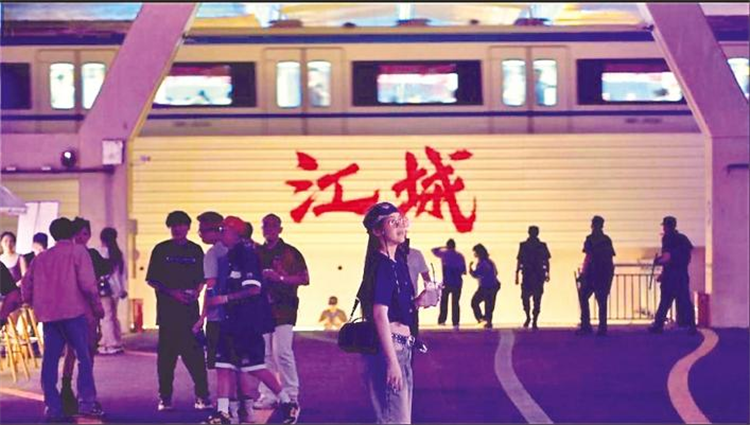 精緻文藝有腔調 “上鏡指數”噌噌漲  武漢新機位照見大城別樣氣質_fororder_微信圖片_20250519094230