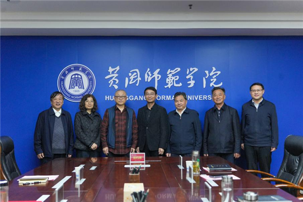 劉醒龍攜手黃岡師範學院共建“劉醒龍文學館”_fororder_圖片132