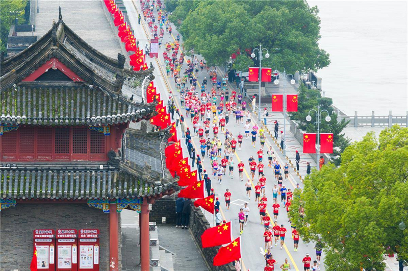 “俠義襄陽”2025襄陽馬拉松激情開跑_fororder_04