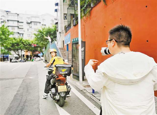 渝超賽場成為巴渝文化新秀場