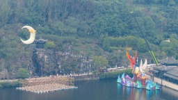 燈海映山城 西部最大水上燈會即將點亮