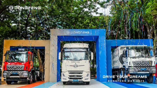 東風商用車國際化再添新成果 海外右置車商品線首次發佈_fororder_東風723