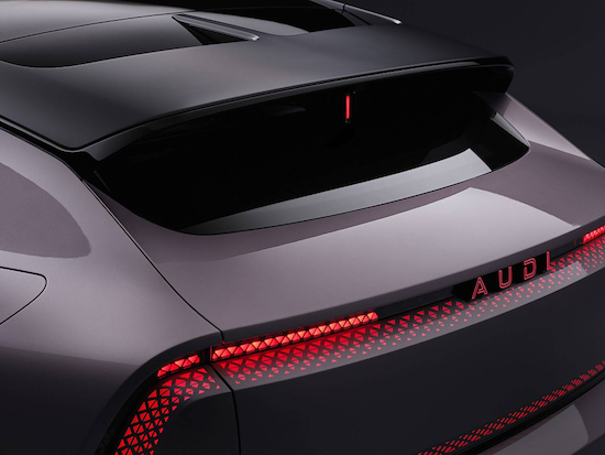 首款概念車 E concept首發並2025年在上海投産