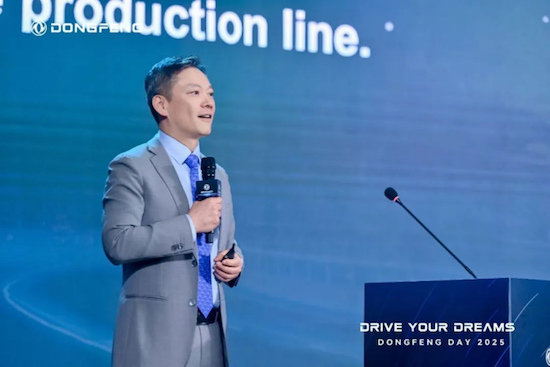 東風商用車國際化再添新成果 海外右置車商品線首次發佈_fororder_東風552
