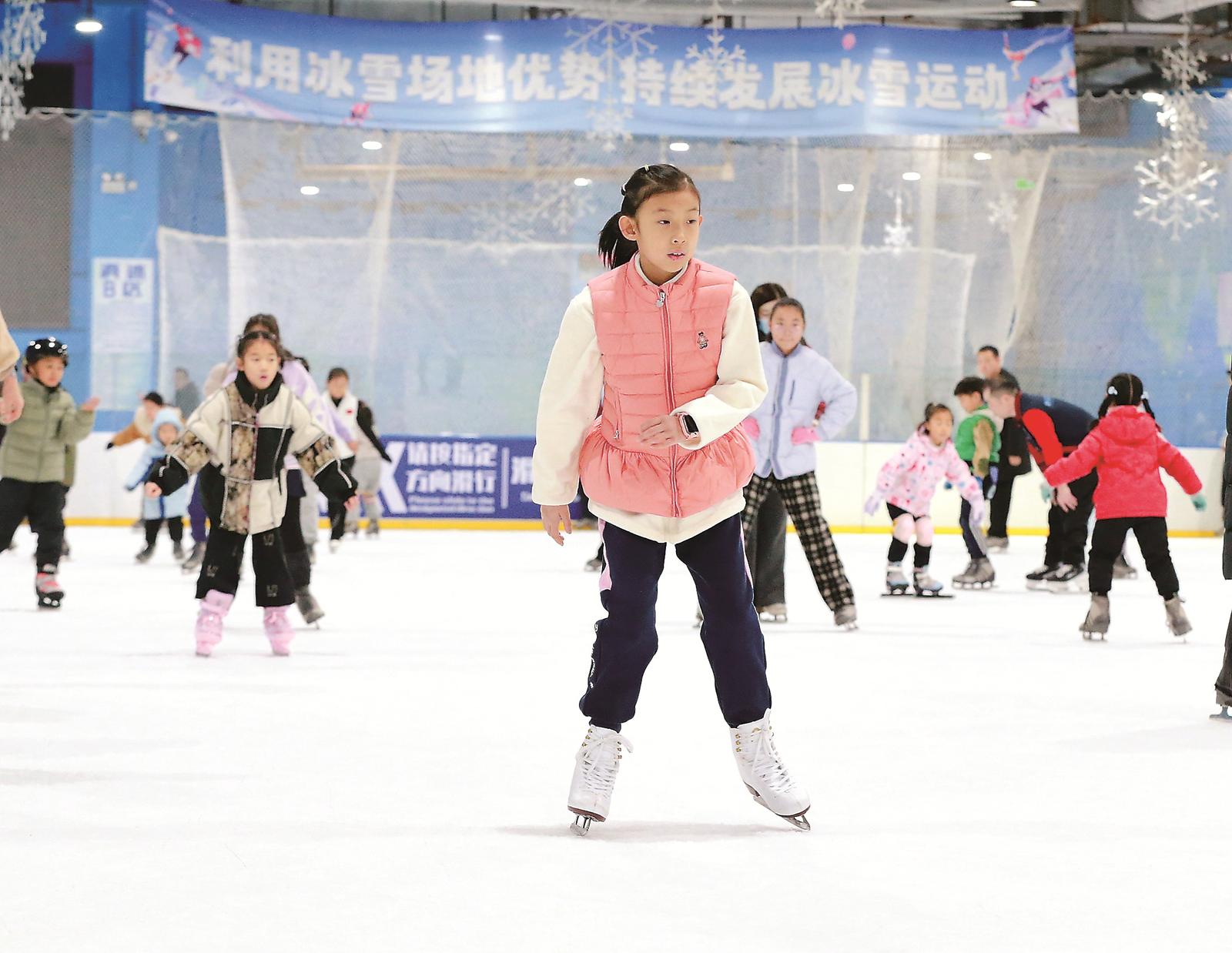 吉林“雪假” 孩子們在冰雪裏玩嗨了！