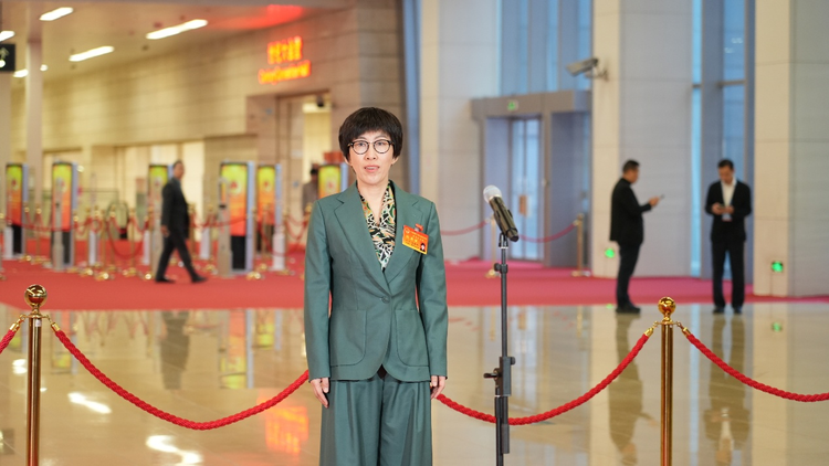 聚焦廣州兩會｜“為人民立法，立人民需要的法”  廣州市第十六屆人大第五次會議舉行首場“代表通道”集體採訪_fororder_圖片4
