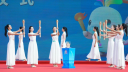 鄧兆萍：為十五運執筆！紮根嶺南織就時代華服