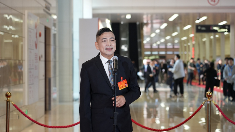 聚焦廣州兩會｜“為人民立法，立人民需要的法”  廣州市第十六屆人大第五次會議舉行首場“代表通道”集體採訪_fororder_圖片9