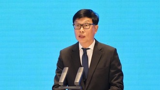 粵産工業機器人衝進全球前四！美的方洪波：讓更多企業用上、用好機器人