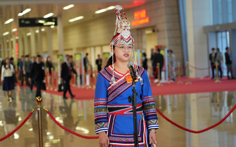 聚焦廣州兩會｜“為人民立法，立人民需要的法”  廣州市第十六屆人大第五次會議舉行首場“代表通道”集體採訪_fororder_圖片8