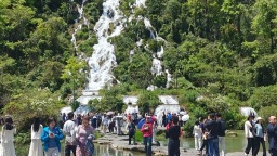 貴州荔波：春季旅遊人氣旺 遊客消費雙提升