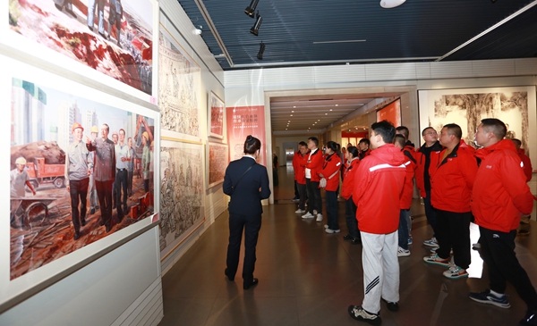 “賡續紅色血脈 傳承南梁精神” 革命主題繪畫藝術作品巡展走進貴州 “賡續紅色血脈 傳承南梁精神” 革命主題繪畫藝術作品巡展走進貴州_fororder_33